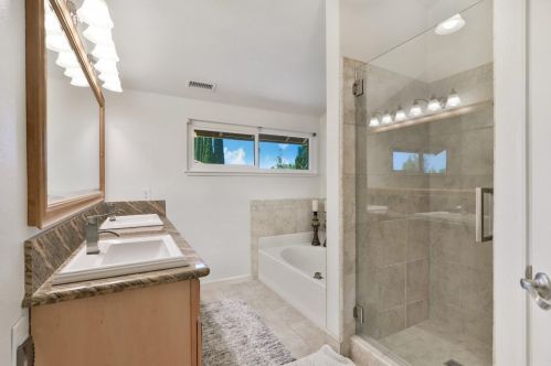 3116 Collingswood Dr, Folsom CA  95762-6214 exterior