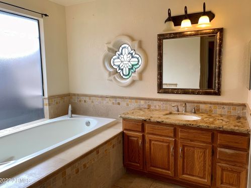 5718 Woodridge Dr, Scottsdale AZ  85254-5997 exterior