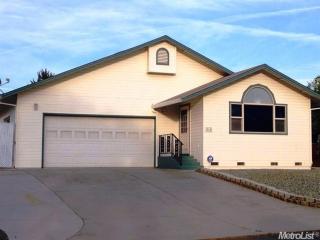 514 Silver Leaf Dr, Oroville, CA 95966-3939