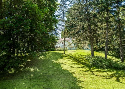 21 Chestnut St, Rhinebeck NY  12572-1516 exterior