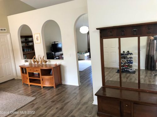 940 Jupiter Blvd, Melbourne, FL 32907-8269
