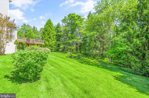 12020 Morningstar Pl, Lovettsville VA  20180-1925 exterior