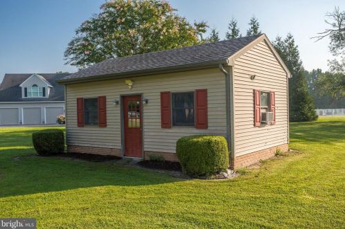 30805 Cypress Ln, Laurel DE  19956-3515 exterior