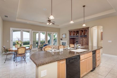 1717 Terracina Dr, Folsom CA  95762-5409 exterior