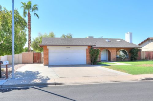 2852 Emerson, Mesa, AZ 85210-8283
