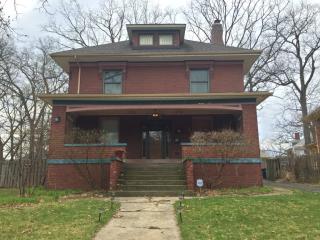 152 Oakdale Ave, Akron, OH 44302-1665