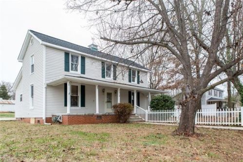 318 Whitsett Ave, Gibsonville, NC 27249-2049