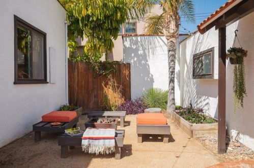 3630 California Ave, Long Beach CA  90807-4108 exterior