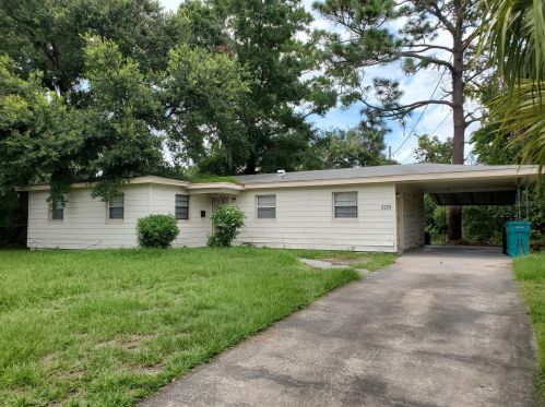 3209 Surfside Way, Orlando, FL 32805-5705