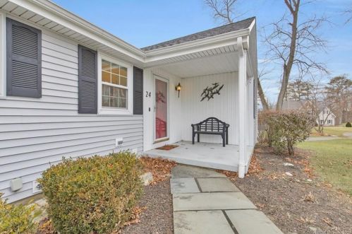 24 Cleveland St, Plainville CT  06062-1227 exterior