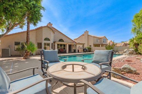 471 Kenneth Pl, Chandler AZ 85226-6037 exterior