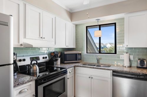 2064 Long Bend Dr, Johns Island SC  29455-6317 exterior