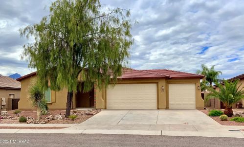 3646 Farrier Dr, Tucson, AZ 85739-8329