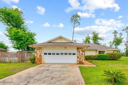 352 Bell Cir, Lynn Haven, FL 32444-4630