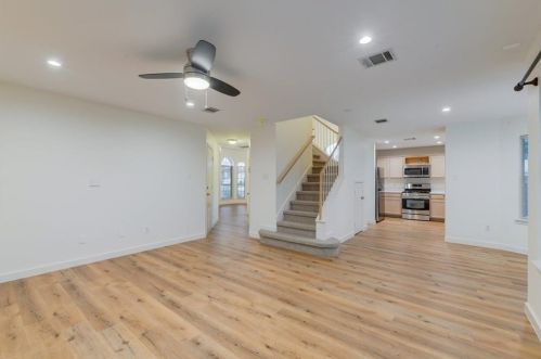7716 Earp Way, Austin TX  78729-8034 exterior