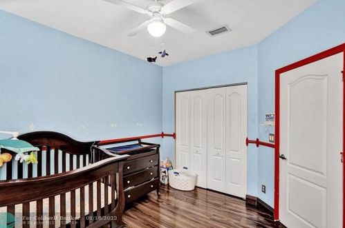 13305 32nd St, Hollywood FL 33027-3911 exterior