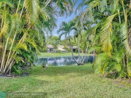 21199 Escondido Way, Boca Raton FL  33433-2507 exterior