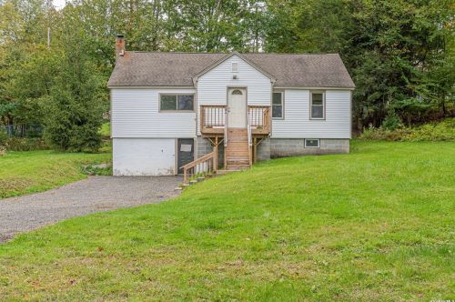 328 Fraser Rd, Monticello, NY 12701-3215