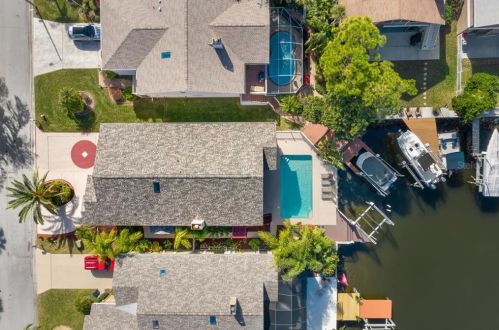 6121 Fjord Way, New Port Richey, FL 34652-2025