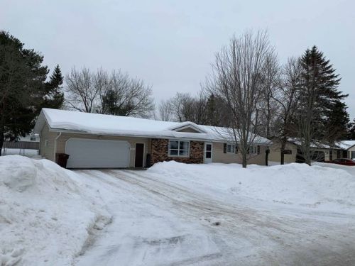5203 Linda St, Weston, WI 54476-2913