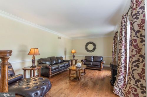 912 Victoria Ct, Downingtown PA  19335-4460 exterior