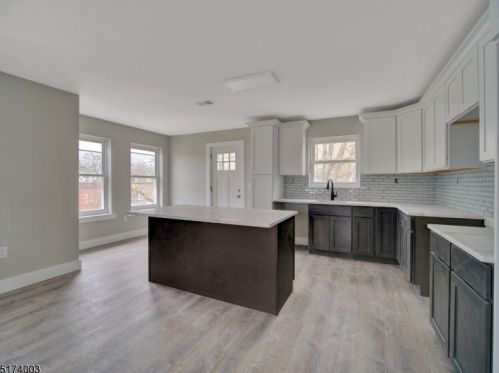 58 Park Ave, East Orange NJ  07017-5245 exterior