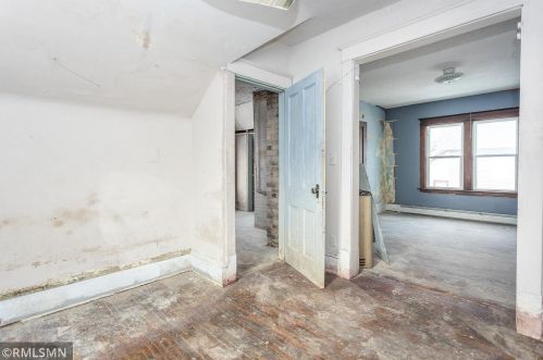 618 Pierce St, Minneapolis MN 55413-2528 exterior