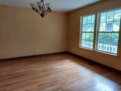 111 Crystal Brk Holw Rd, Mount Sinai NY  11766-2024 exterior