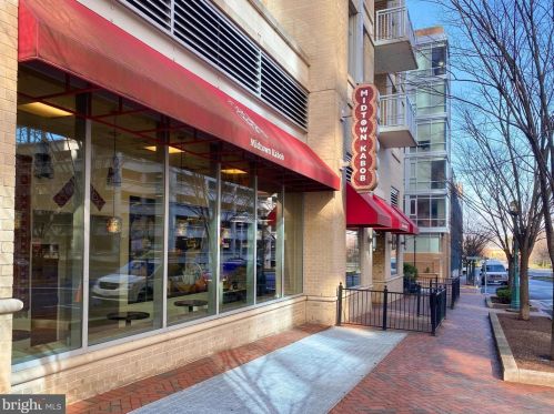 12158 Chancery Sta Cir, Herndon VA 20190-5803 exterior