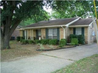 502 Glade Park Dr, Montgomery AL  36109-1808 exterior