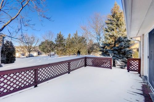 5339 Cambridge Ln, Milwaukee WI 53221-3237 exterior