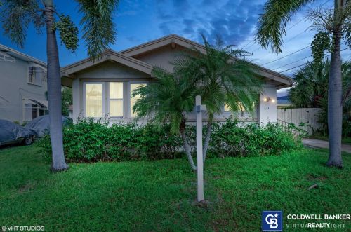 413 Upland Rd, West Palm Beach, FL 33401-7929