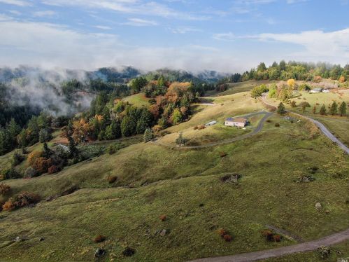 7351 Third Gate Rd, Willits CA  95490-9037 exterior