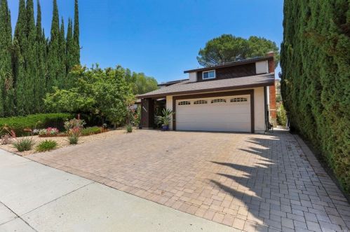 9941 Halberns Blvd, Santee CA  92071-1439 exterior