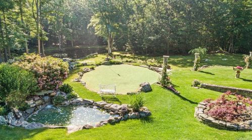 118 Oscawana Lake Rd, Tompkins Corners NY  10579-3014 exterior
