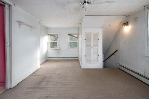 12 Vireo St, North Providence RI  02904-4724 exterior