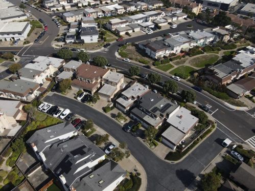 2408 Emily Ln, South San Francisco CA  94080-5263 exterior