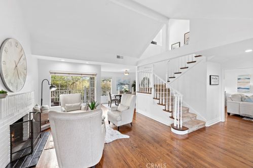 2768 Hillview Dr, Newport Beach, CA 92660-5406