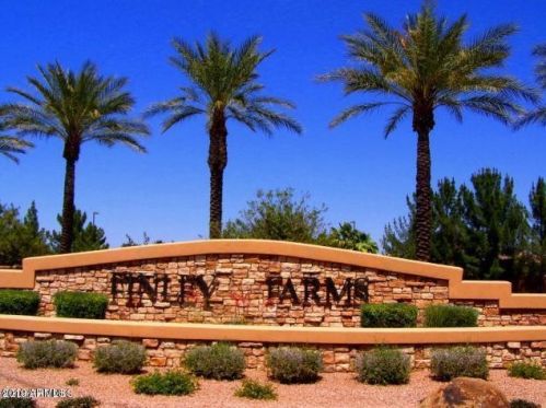 2011 Catclaw St, Gilbert, AZ 85296-3314