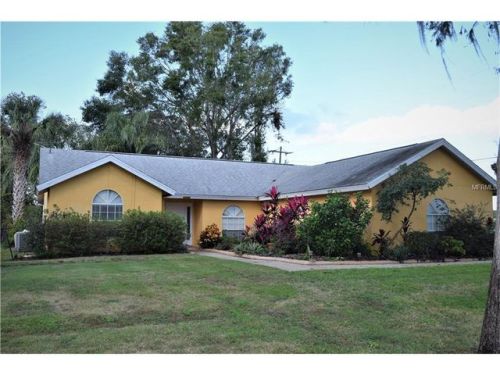 11401 Davison Ln, Tavares, FL 32778-4840