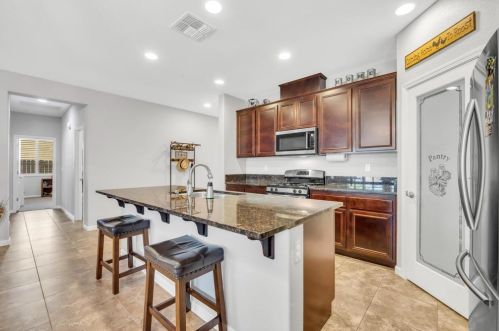 12311 El Portal Way, Rancho Cordova CA  95742-7714 exterior