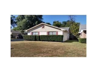 2512 Vernon St, Greenville TX  75402-7364 exterior