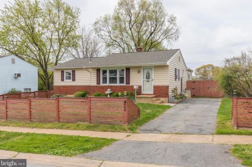 604 Balsam Ter, Wilmington, DE 19804-2647