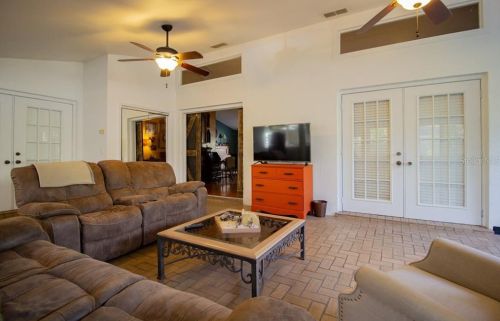 5939 Windwood Dr, Lakeland FL  33813-4805 exterior