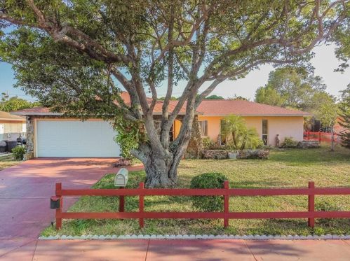 6444 Date Palm Blvd, Port Richey FL 34668-5545 exterior