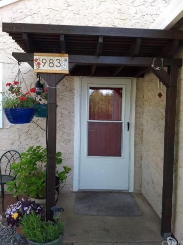 983 Flying V St, Chico, CA 95928-7601