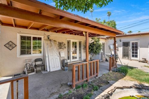 3095 Sepulveda Ave, San Bernardino CA  92404-2330 exterior