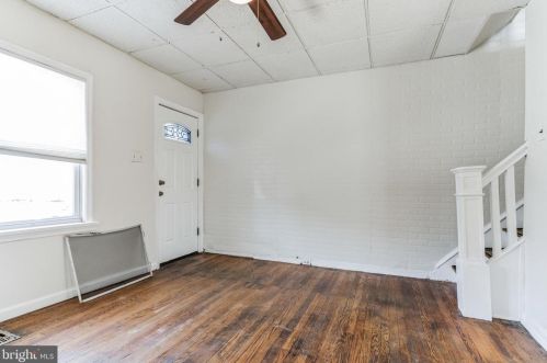 212 Broadway, Gloucester NJ  08030-1103 exterior