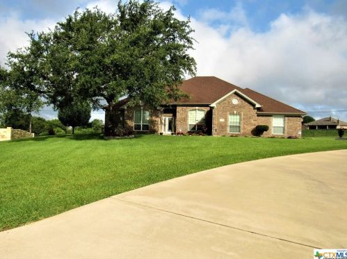 2204 Ravenhill Cir, Morgans Point, TX 76513-1305