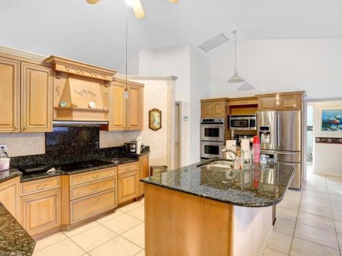 7040 Sable Rdg Ln, Naples FL 34109-3869 exterior